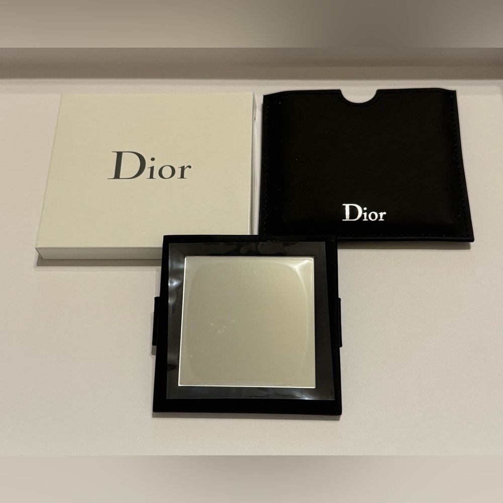 Dior Mirror with pouch. New in box!
